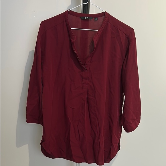 Uniqlo Tops - Uniqlo Women's Red Blouse